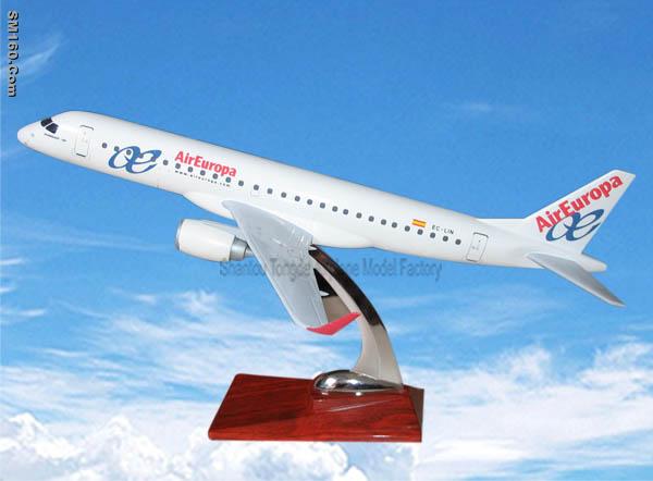 Resin Plane Model CRJ-195