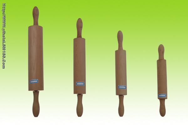 wooden rollingpin