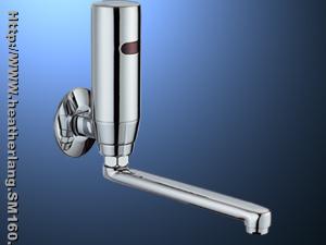 Automatic sensing faucet