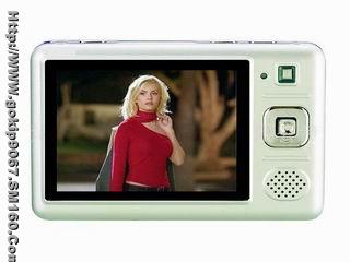 MP4 with 2.5-Inch Digital TFT