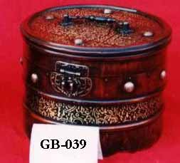 wooden jewellery case