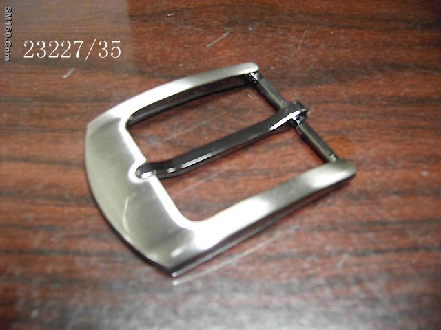 belt buckle