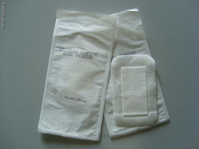 Adhesive Wound Dressing