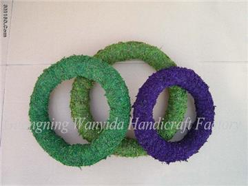 wreath moss