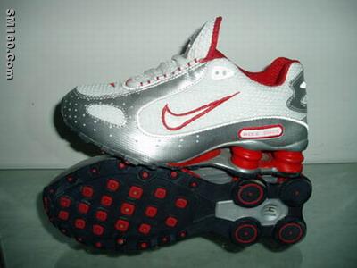 shoes clothes bags 