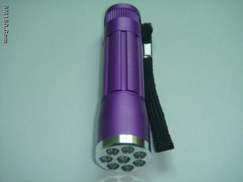 8 LED Flashlight