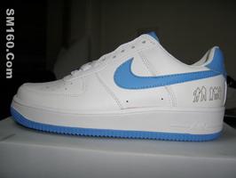 sell Nike  Adidas  Prada  Bape Timerland Puma 