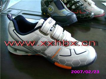 Children's shoes
