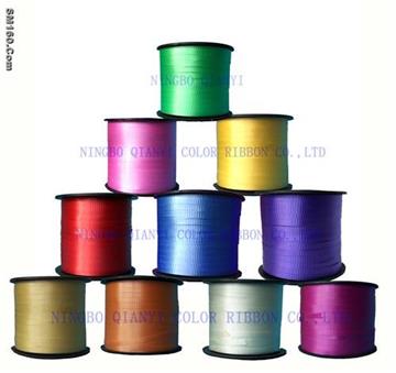 Curling Ribbon Egg