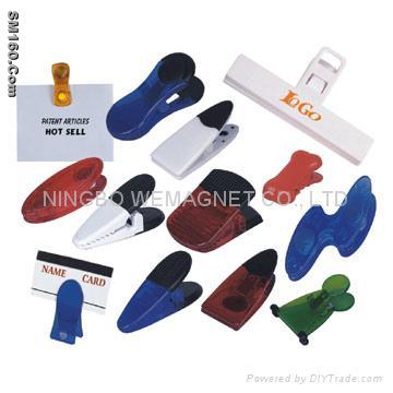 magnetic plastic clips
