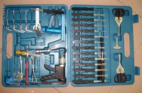 CAR KEYS TOOL