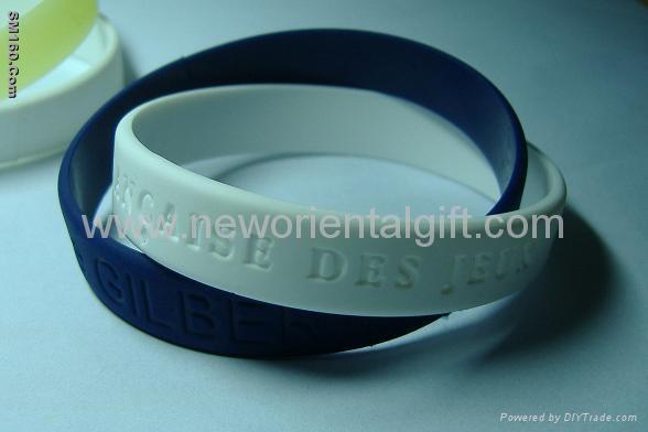 silicone wristband