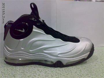 nike foamposite shoes 