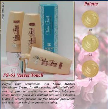 Naturally luminous fluid make-up ultra-comfort foundation