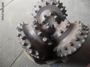 tricone bits