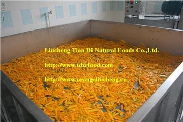 Dehydrated pumpkin flakes