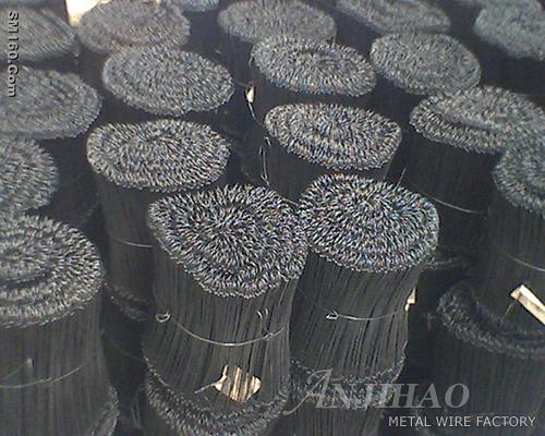 Loop tie wire