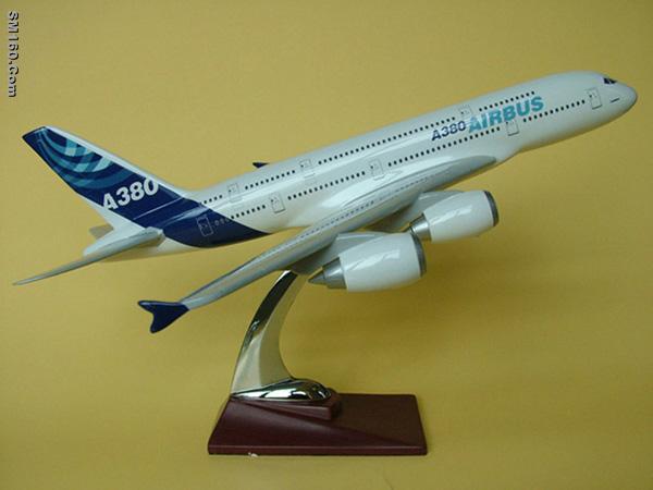 Airplane model A380 original