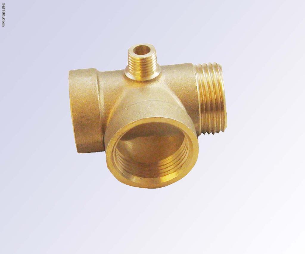 Copper fitting and copper pipe fitting