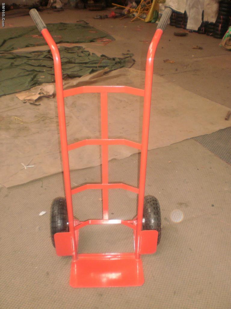 hand trolley,wheelbarrow