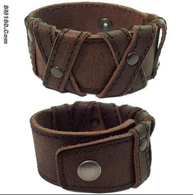 Fashion leather bracelet SLL1502