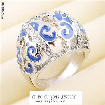 Supply large quantity of fashionable rings