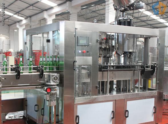 Isobaric filling capping 3-in-1 machine