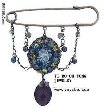 Supply  Large  Quantity Of  Alloy  Brooches