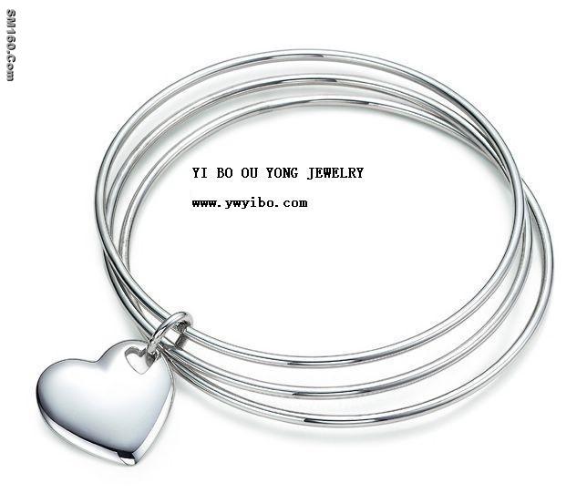 Fashionable  Alloy  Bracelets