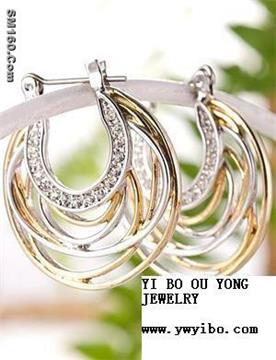 Supply Large Quantity Of  Crystal Diamond Earrings
