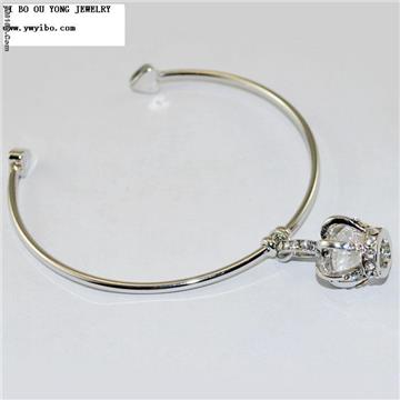Alloy  Pendant  Bracelets
