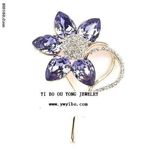 Crystal  Diamond  Brooches