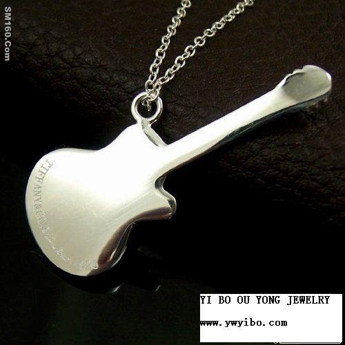 Alloying Pendant Necklaces