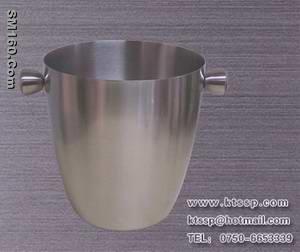 Stainless steel ice bucket