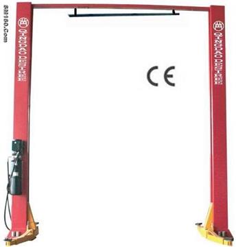 Sell 2 post lift with CE