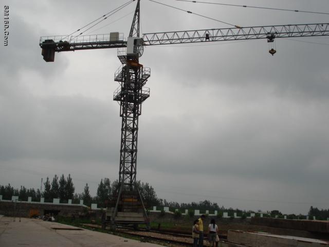 mobile tower crane