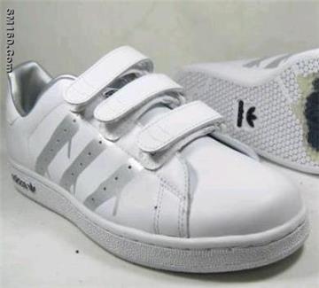 branded shoes(Y)