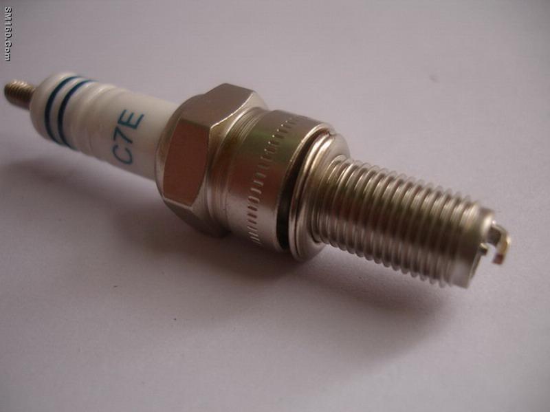 sell spark plug  C7E