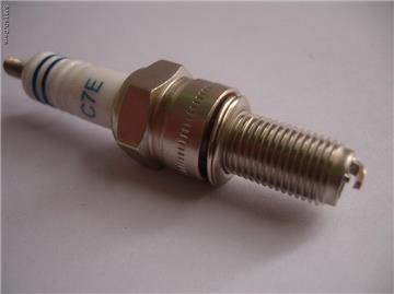 sell spark plug  C7E