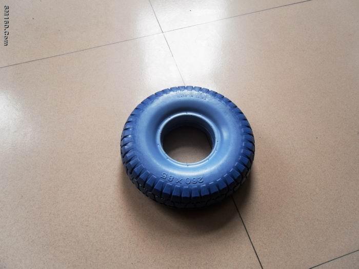 Small rubber wheel