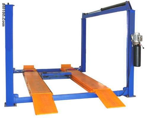 Four post hydraulic lift DFPA607