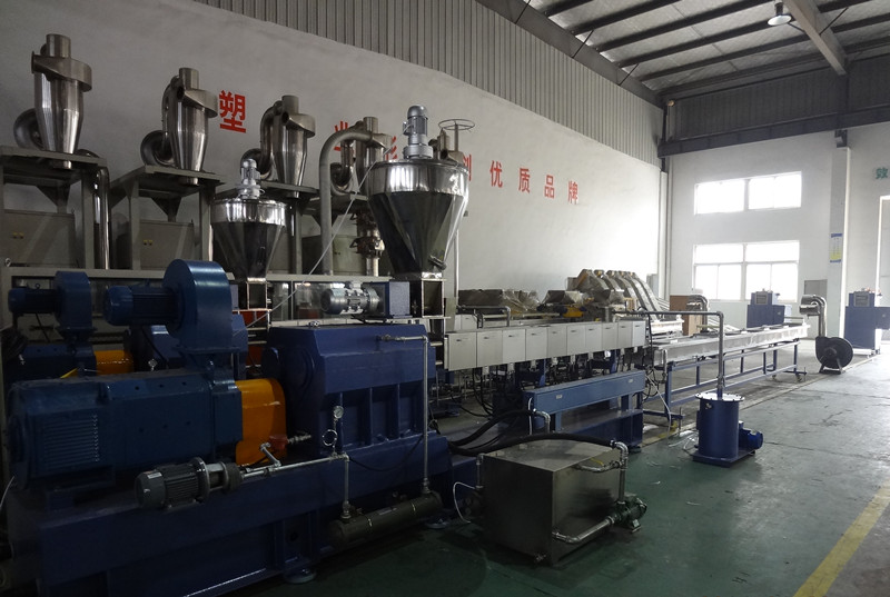 pet granulating line