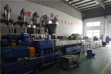 pet granulating line