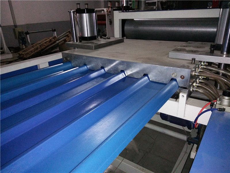 PVC Wave Plate Corrugated Roofing Production Extrusion Line