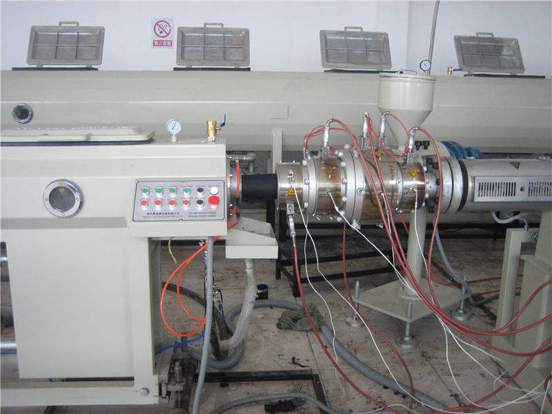 PE/PPR water supply pipe production line