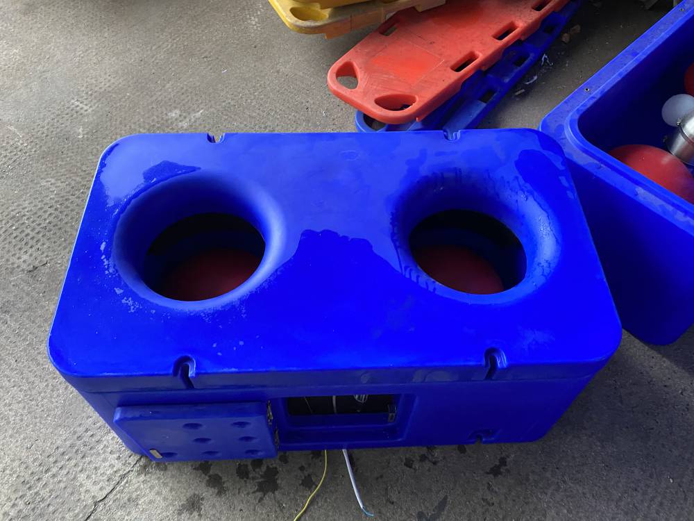 Rotational molding calf and horse and sheep constant drinking tank