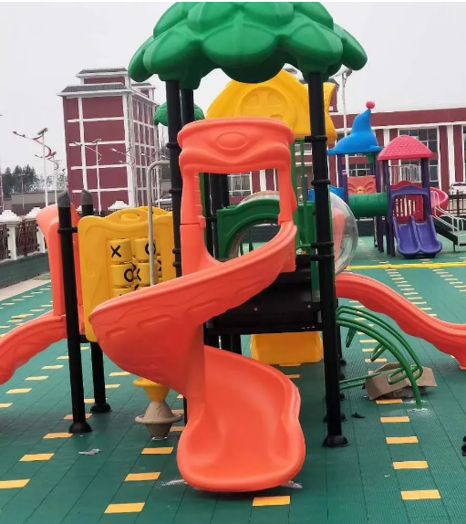 rotational mouldings Playground spinning slide