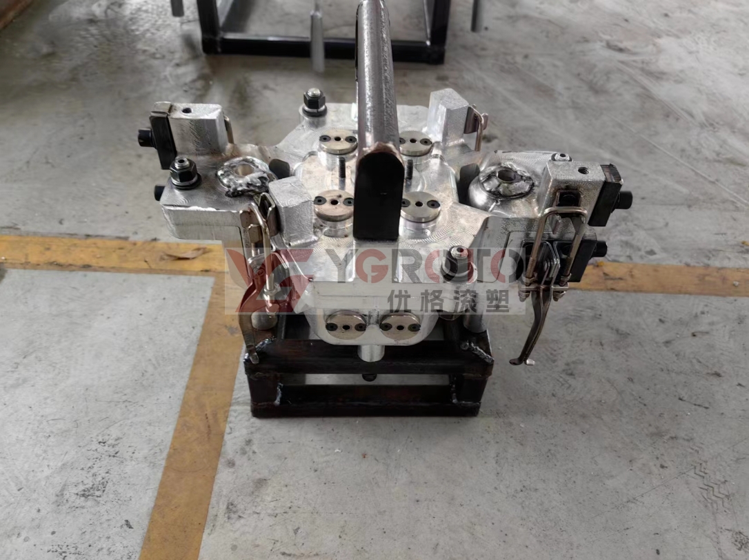 OEM Rotational molds Customize all kinds of mold CAD design drawings