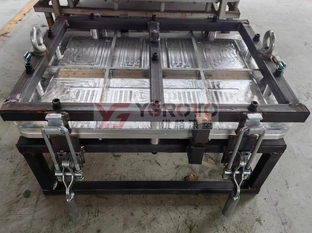 OEM Rotational molds Customize all kinds of mold CAD design drawings