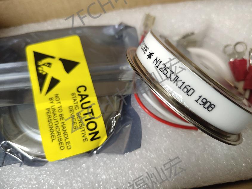 Selling thyristors,the model of thyristor isP3550-00-010